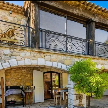Holiday home Beautiful 5br Jose Cas Catala